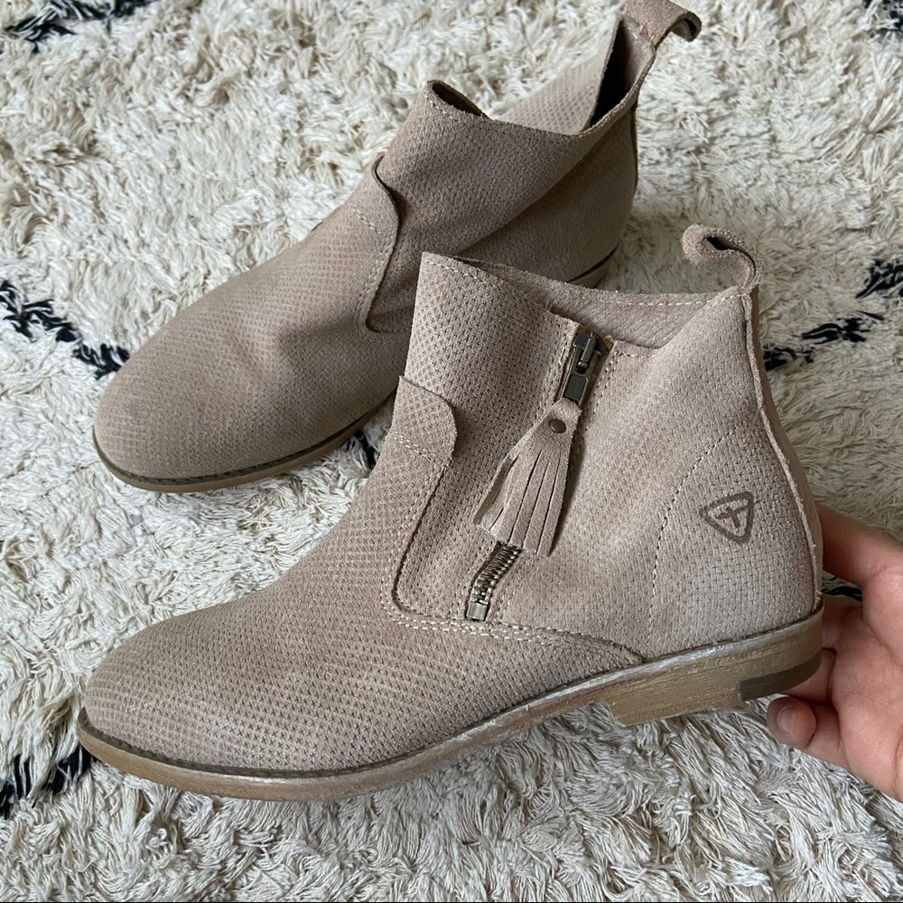 Beige booties